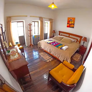 2* Gasthuis Colonial House